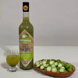 Licor de mezcal de guayabilla