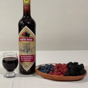 Licor de mezcal de frutos rojos | Ponche San Gabriel